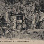 DIEPPE - LES GOBES - Habitations dans la falaise